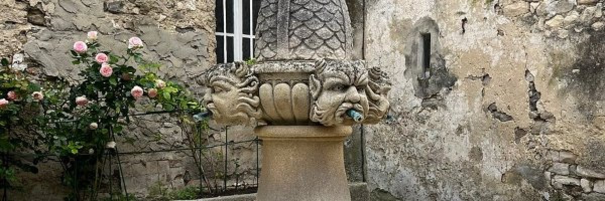Image de FONTAINE DES MASCARONS